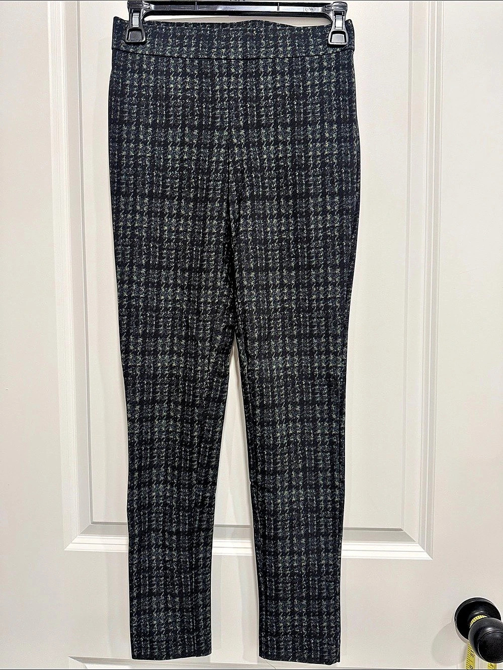 Theory Adbelle K Plaid Skinny Pants in Navy & Green Like New
